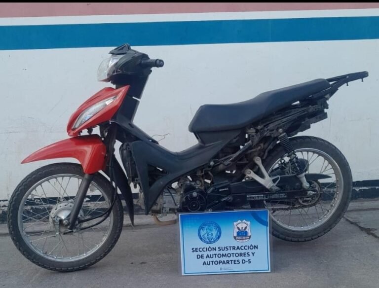 Recuperan en Chimbas una moto robada en Capital